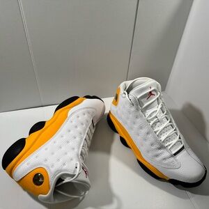 Jordan 13’s Sneakers White and Yellow
